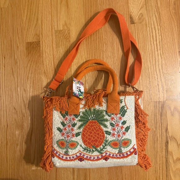 Limited Edition Viral Beaded Bag - Picture 4 of 11